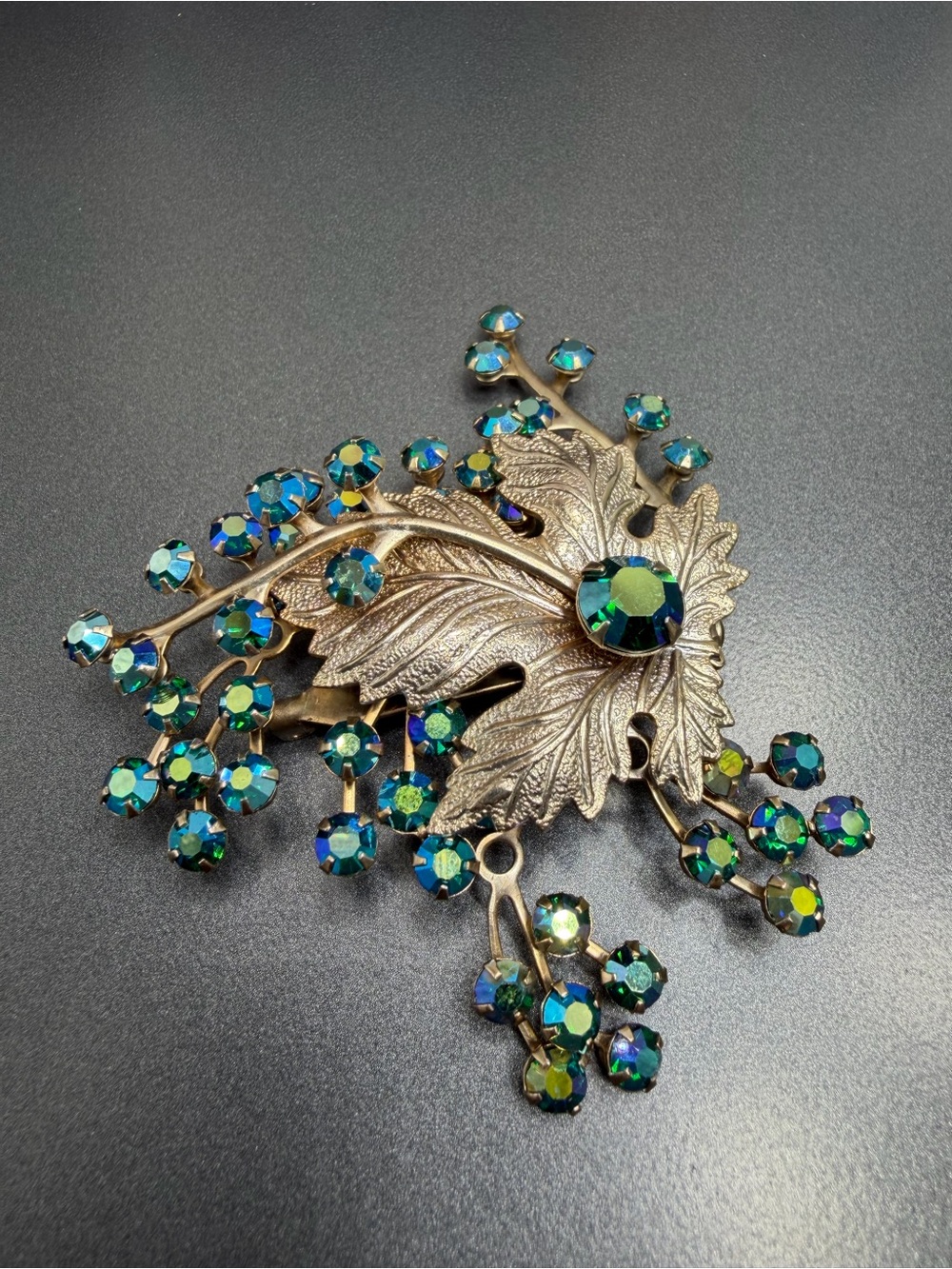 Vintage Aurora Green AB Crystal Leaf  #282ub